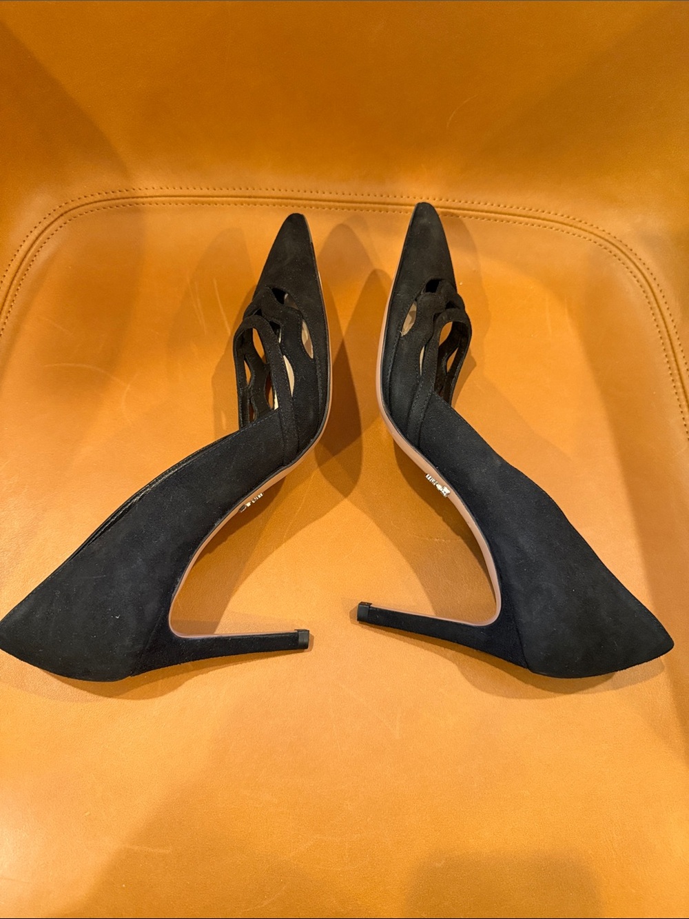 NIB Prada Black Suede Pointed-Toe Cutout Pumps 36.5 - Picture 3 of 7